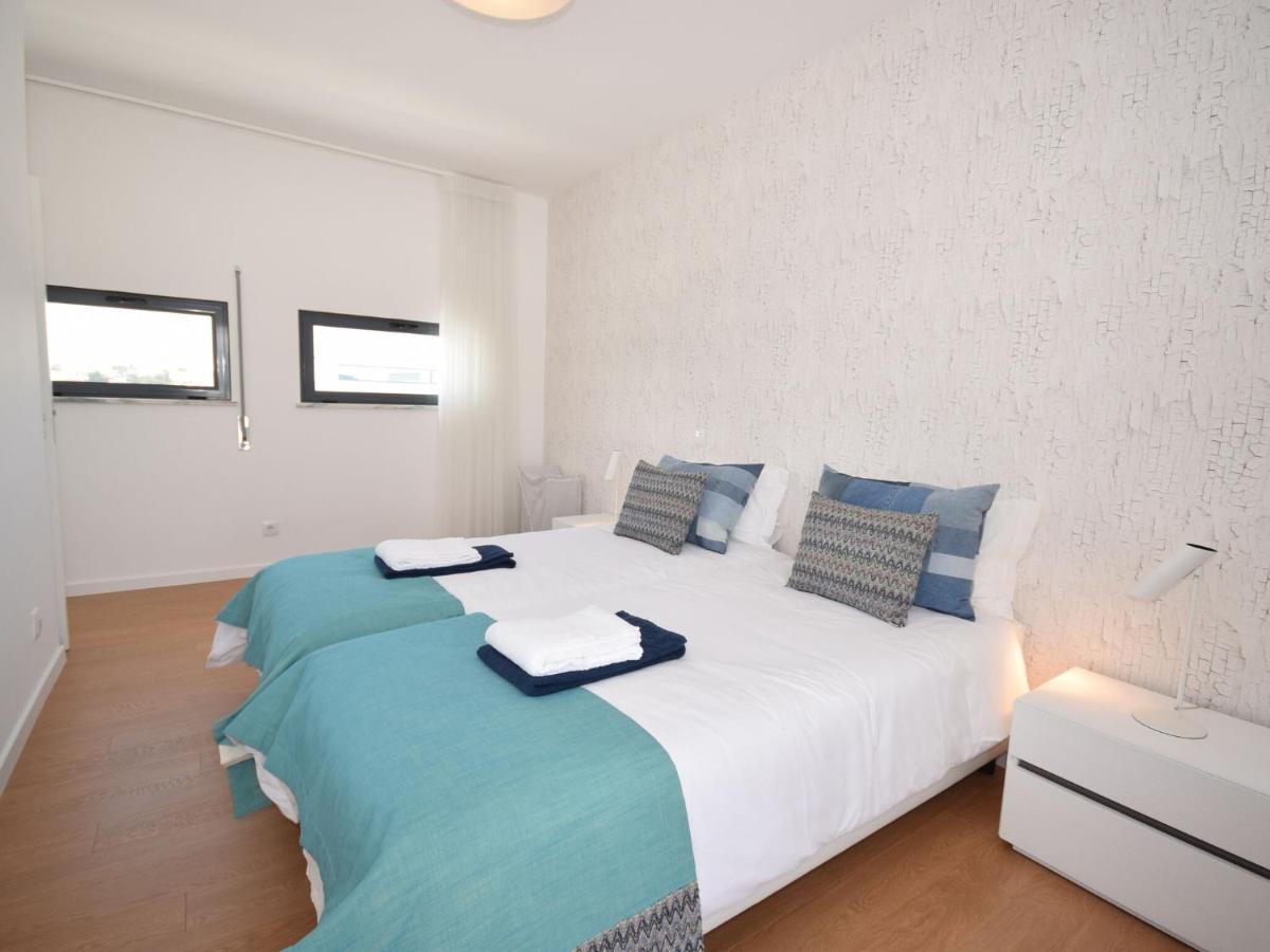 Modern Villa With Private Pool Near The Beautiful Beach Of Foz De Arelho Nadadouro ภายนอก รูปภาพ